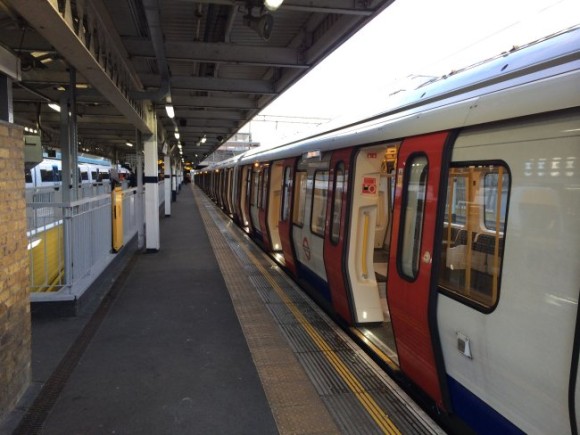 Barking Bay Platform StationMasterApp